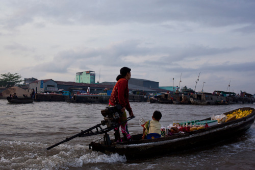 Cai Rang Floating Market Tour - House to Laos